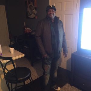 Meet your Posher, Everett